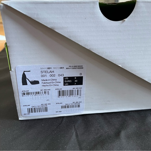 High heels- block heels. Call it Spring- Stelah (vegan leather) - Picture 6 of 9